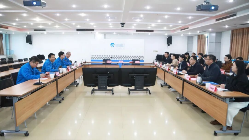 秦川集團與寶雞文理學院舉行校企合作簽約儀式