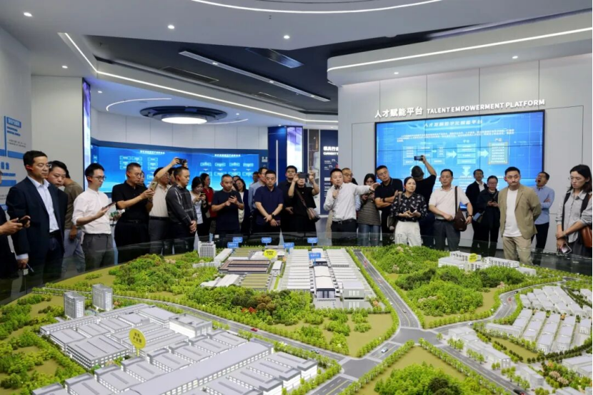 共赴修水 共话模界｜中国模具工业协会系列工作会议顺利召开
